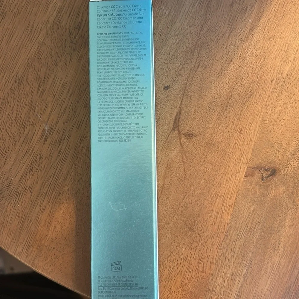 - It Cosmetics CC+ Cream Oil-Free Matte with SPF 40 Full-size neutral TAN